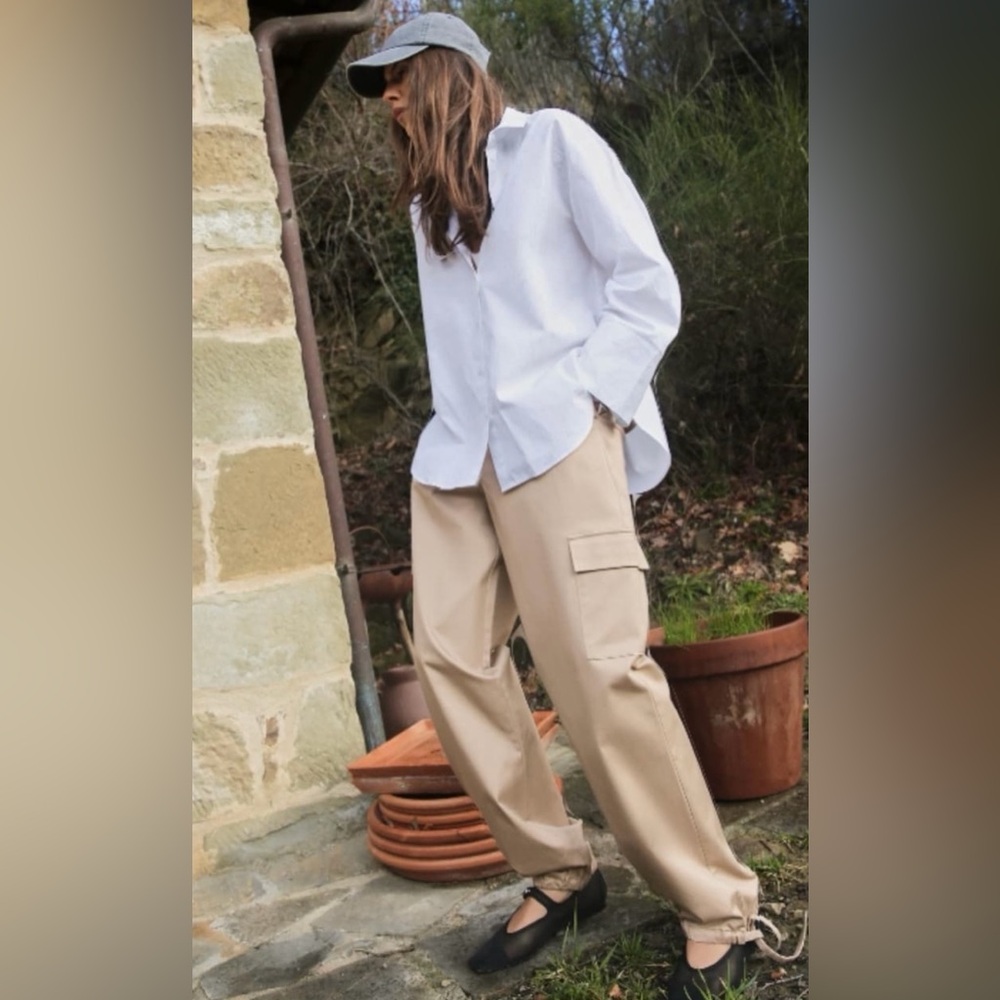 Zara Beige Wide-Leg Cargo Pants